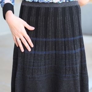 Brand New Max Studio Skirt